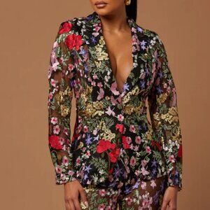 Floral Embroidered Blazer